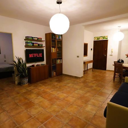 Ferienwohnung Area 52 Storia Ed Eleganza Vicino Ai Teatri Palermo Exterior foto